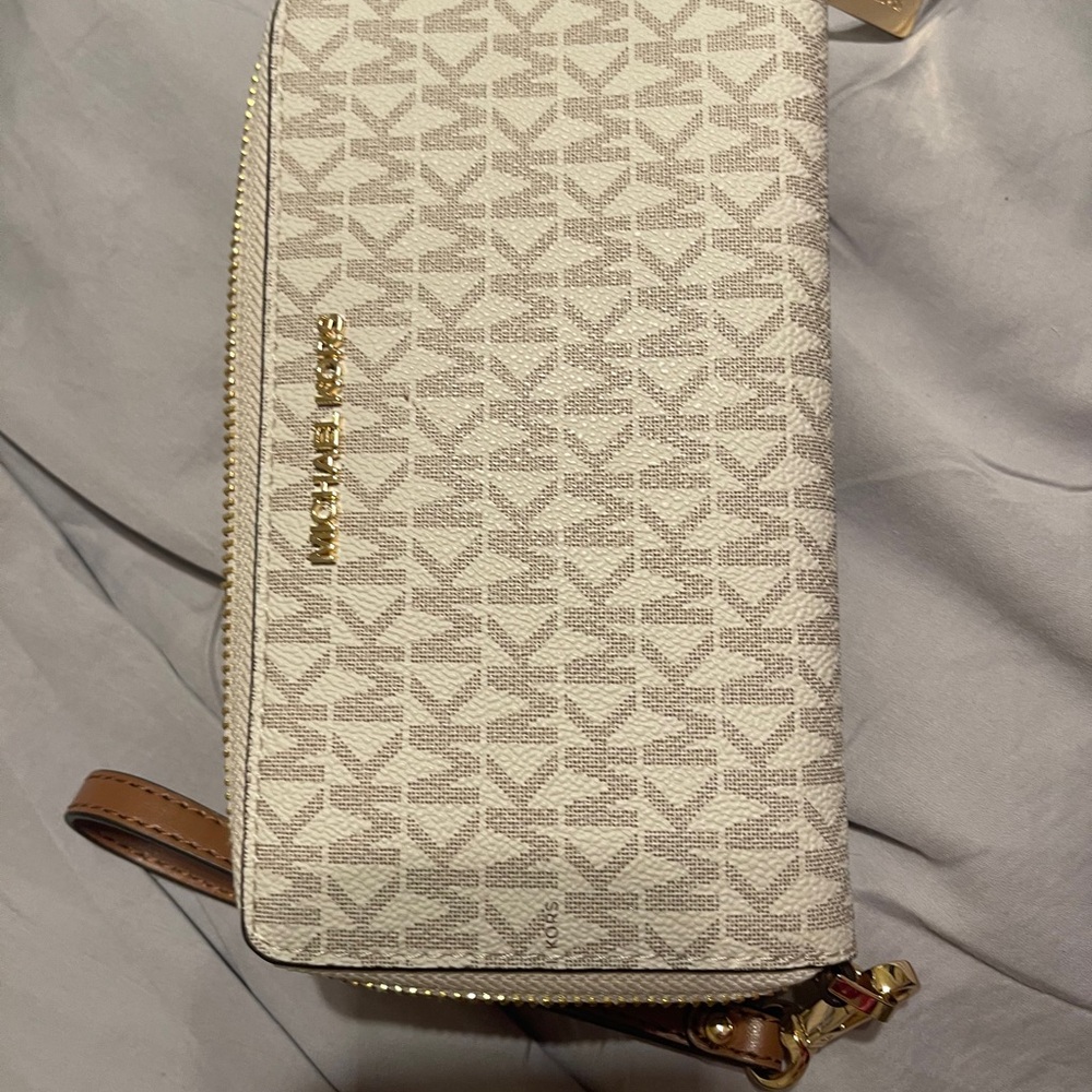 Michael Kors Cream and Tan Wallet
